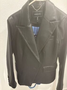 BCBGMaxAzria Black Faux Leather Tailored Blazer